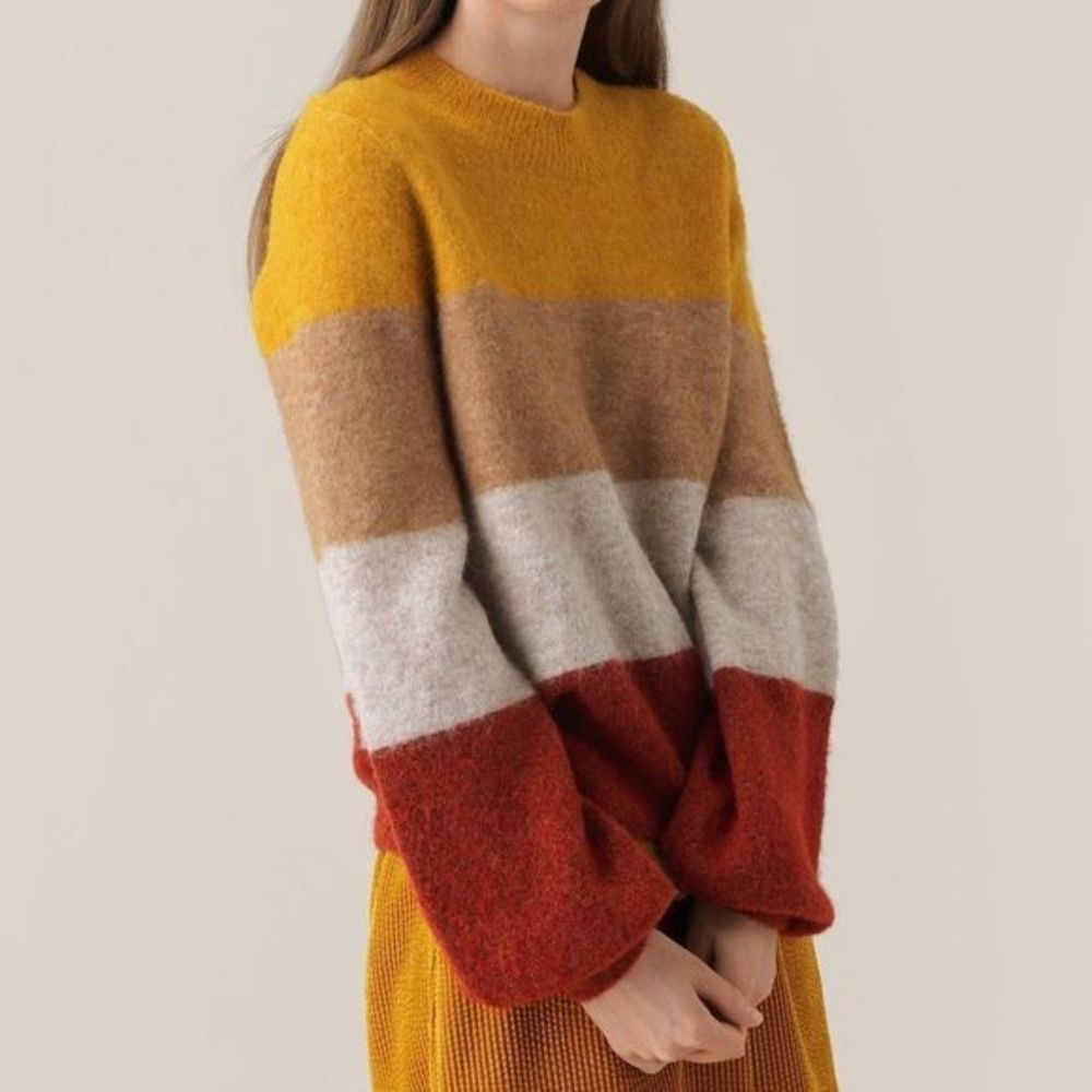 Second Female • Alpaca Wool Blend Sweater‎